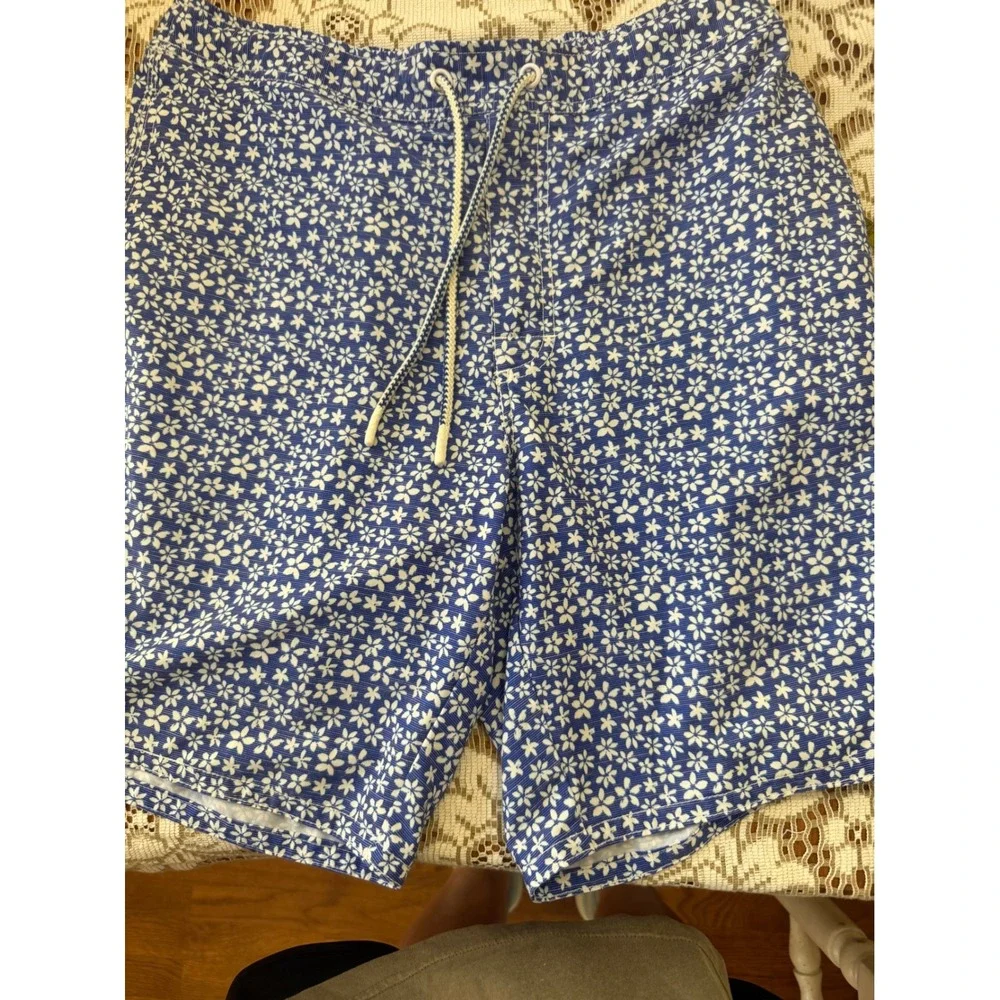 Johnnie-O Mens LOT Blue White Floral Swim Trunks Mesh Liner Size Medium
